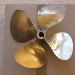 BRAND NEW LUNDBERG FOUR INBOARD WAKEBOARD , SKI , SPEED BOAT, CRUISER PROPELLERS