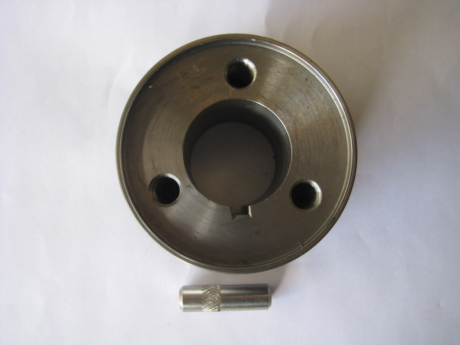 CHEV INBOARD DOG CLUTCH CRANKSHAFT HUB . WAKE / SKI / SPEEDBOAT