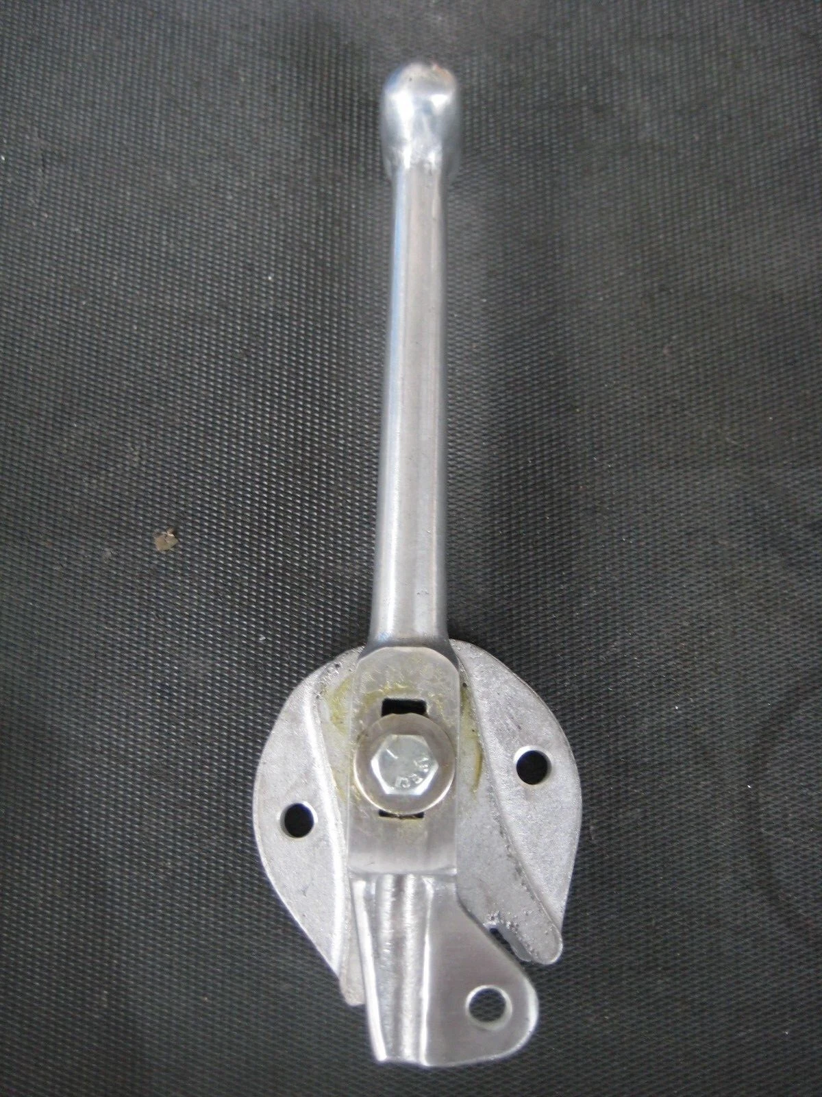 DOG CLUTCH LEVER SUIT CENTRE MOUNT & VEE DRIVE APPLICATION