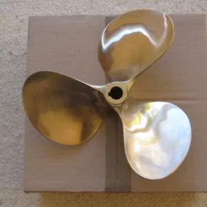 PROPELLERS INBOARD BY LUNDBERG SUIT WAKEBOARD / SKI / RACEBOAT