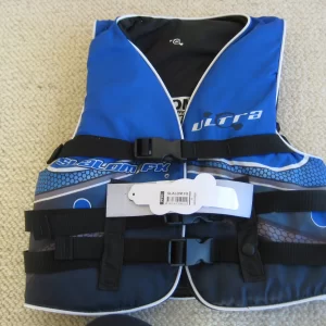 BOUYANCY VEST ULTRA CHILDS YEAR 8