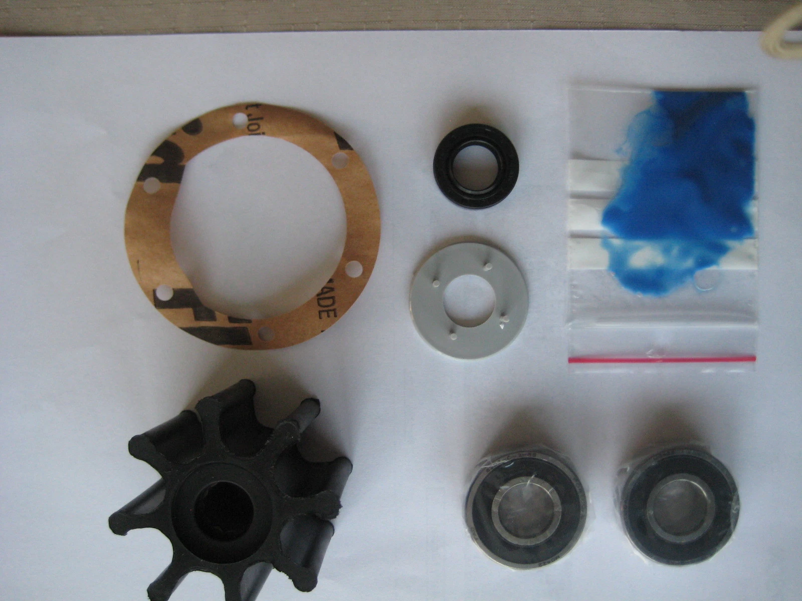 JOHNSON WATER PUMP REPAIR KIT F7B-8 . SKI / WAKE / SPEED / TRAWLER / YACHT