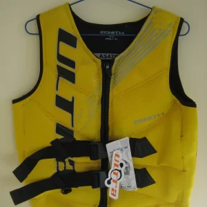 ULTRA BUOYANCY VEST L50 BOATING  SKIING  JET SKI  SAILING  FISHING  CANOE