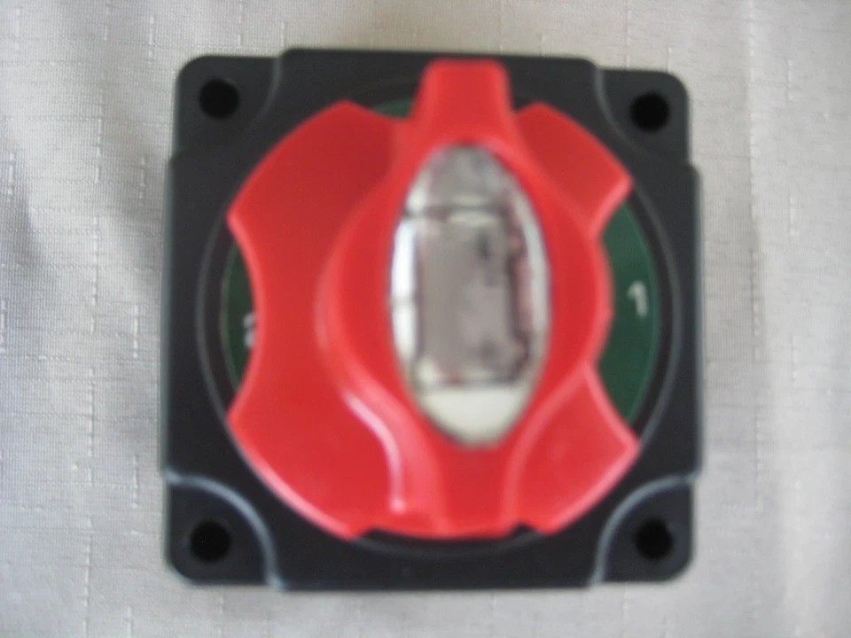 BATTERY ISOLATOR . SUIT / BOAT / CAR / TRUCK / 4WD / CARAVAN / MACHINERY - Image 3