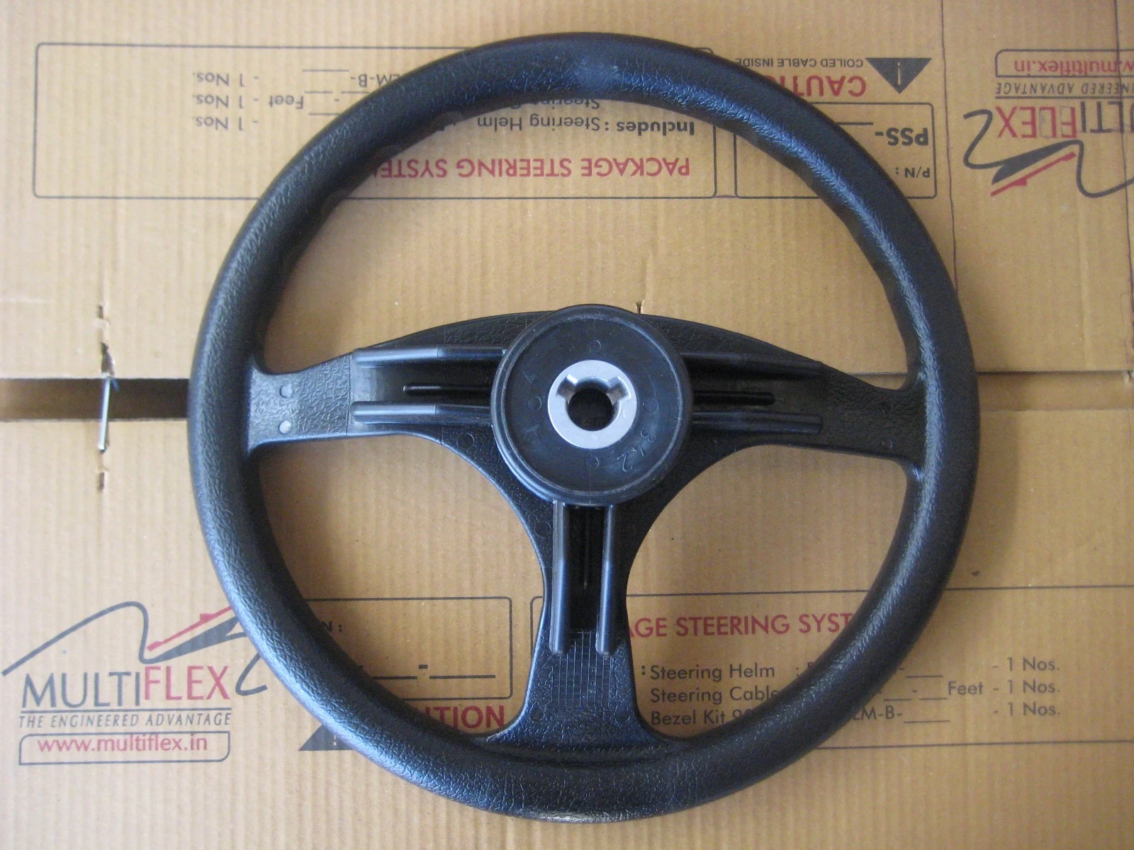 SPORTS STEERING WHEEL . SKI / WAKE / SPEED / FISH / YACHT / CRUISER - Image 2